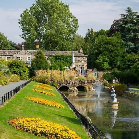 2 Bed, 2 Bath In Roundhay Apartment Leeds (West Yorkshire)