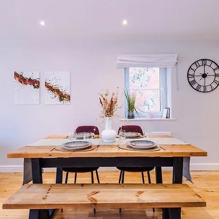 Apartmán 2 Bed, 2 Bath In Roundhay