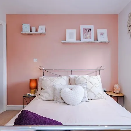 Apartmán 2 Bed, 2 Bath In Roundhay *