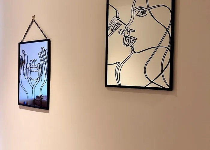 2 Bed, 2 Bath In Roundhay Apartment Leeds (West Yorkshire)