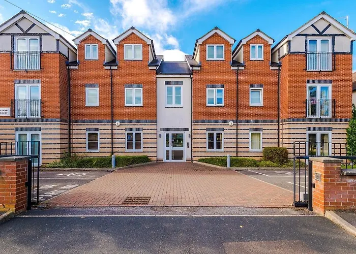2 Bed, 2 Bath In Roundhay Лідс